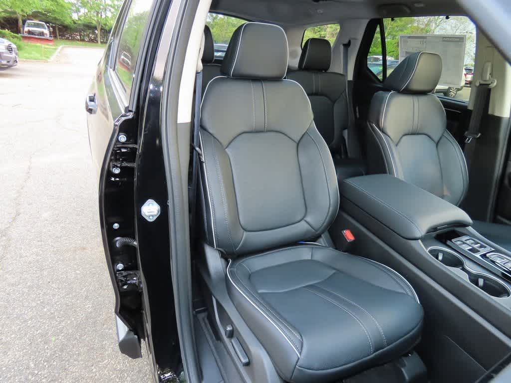 Thumbnail: 2025 Honda Pilot - 17