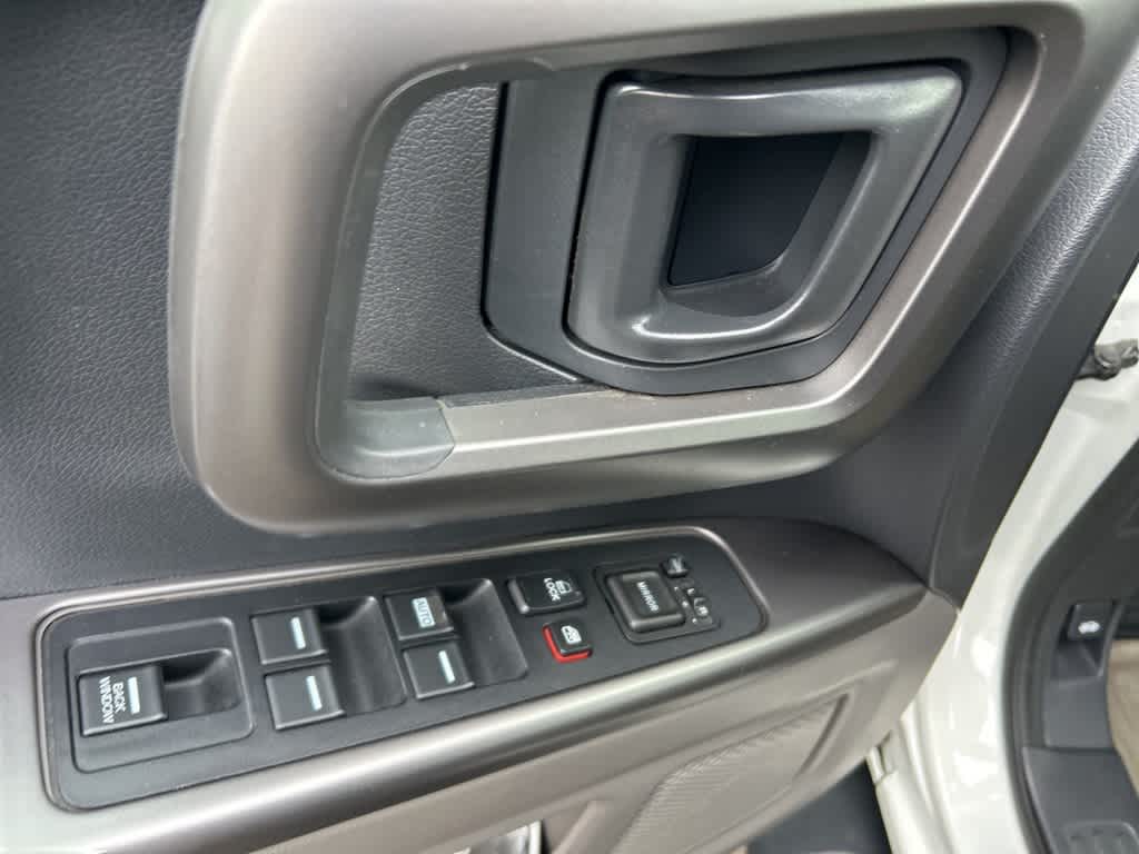 Thumbnail: 2014 Honda Ridgeline - 13