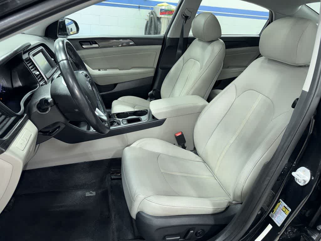 Thumbnail: 2018 Hyundai Sonata - 14