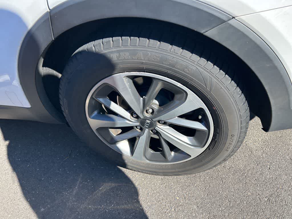 Thumbnail: 2019 Kia Sorento - 12