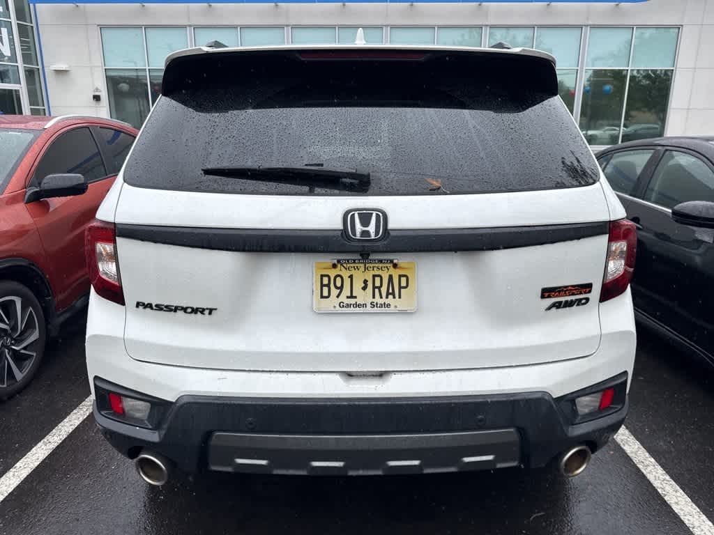 Thumbnail: 2022 Honda Passport - 3