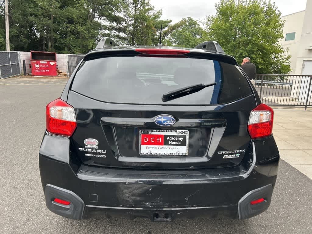 Thumbnail: 2016 Subaru Crosstrek - 9