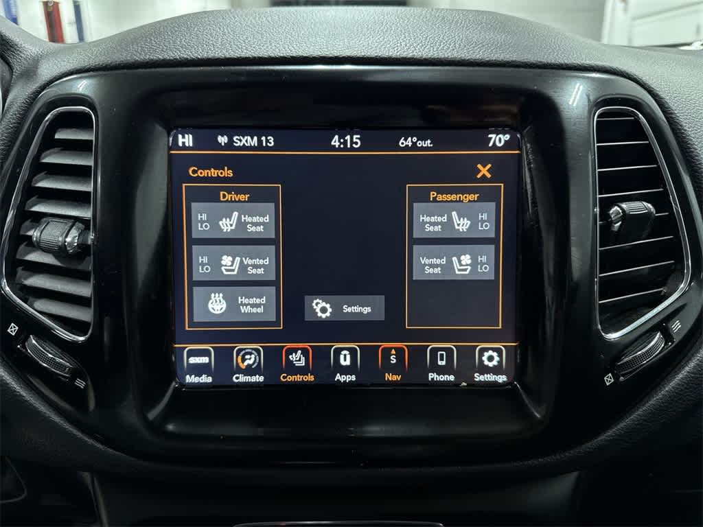 Thumbnail: 2021 Jeep Compass - 32