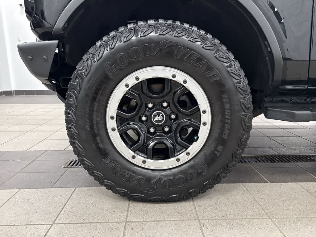 Thumbnail: 2021 Ford Bronco - 10