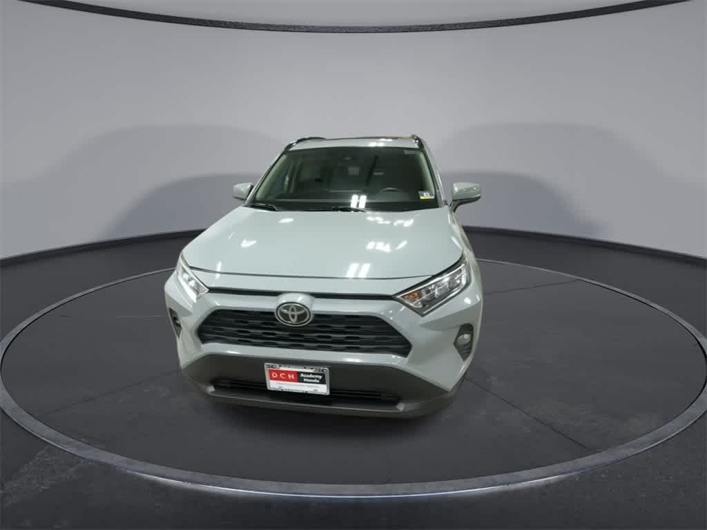 Thumbnail: 2019 Toyota RAV4 - 3