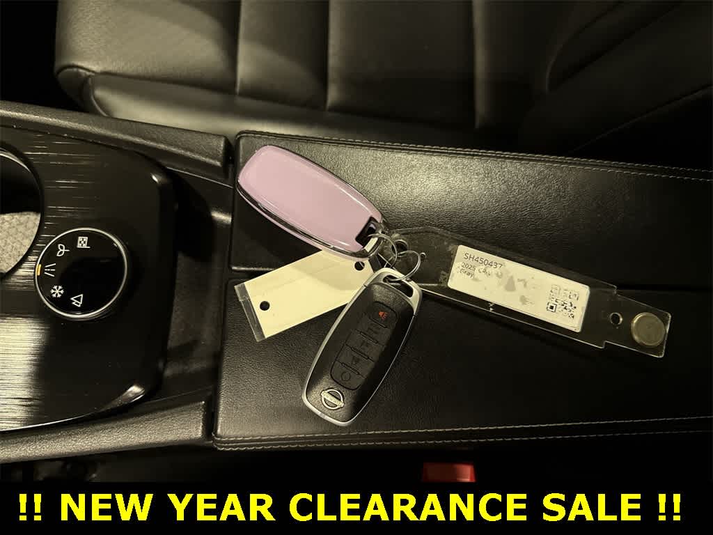 Thumbnail: 2023 Nissan Rogue - 32