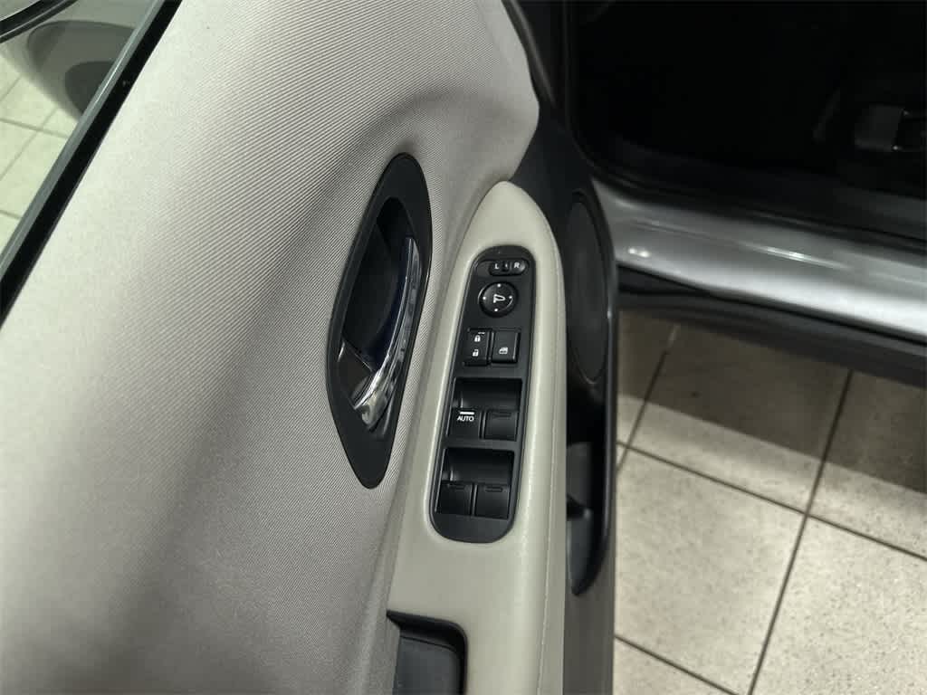 Thumbnail: 2017 Honda HR-V - 22
