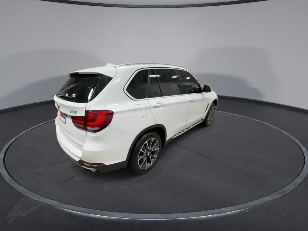 Thumbnail: 2018 BMW X5 - 8