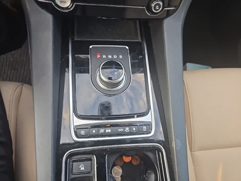 Thumbnail: 2020 Jaguar F-Pace - 20
