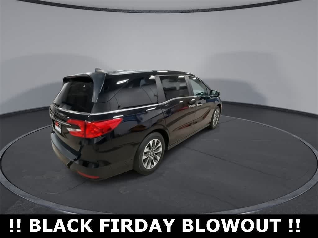 Thumbnail: 2023 Honda Odyssey - 8