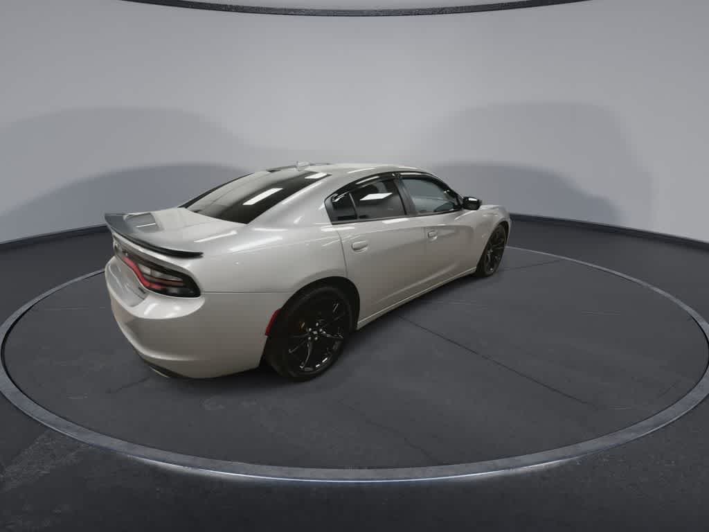 Thumbnail: 2017 Dodge Charger - 8