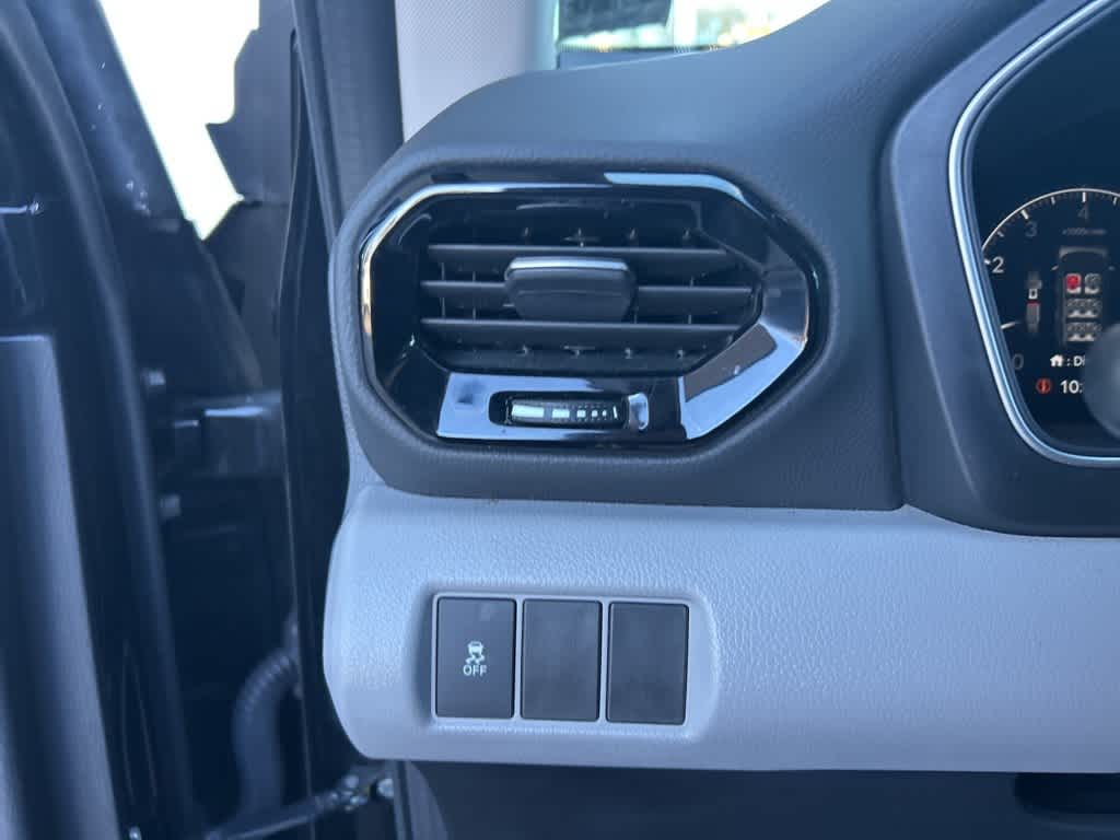 Thumbnail: 2023 Honda Pilot - 10