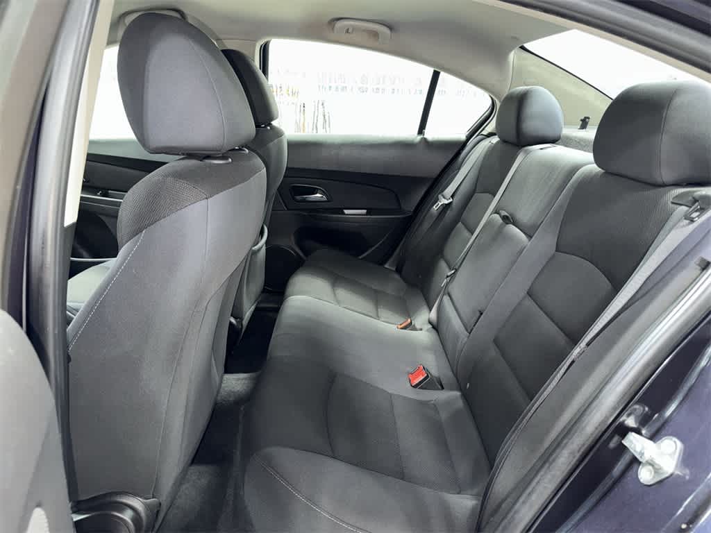 Thumbnail: 2016 Chevrolet Cruze - 17