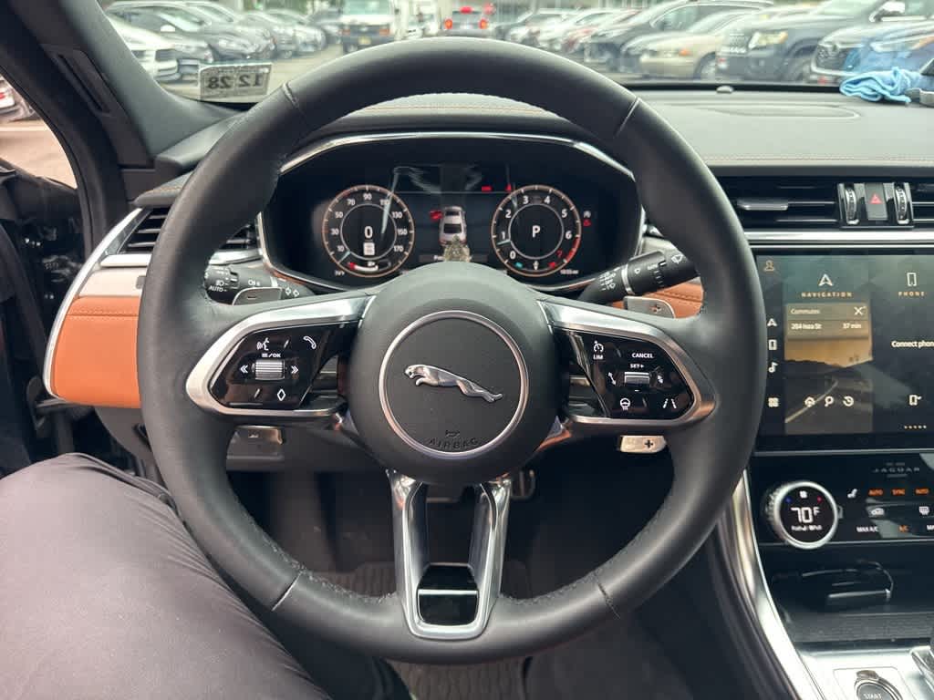Thumbnail: 2024 Jaguar XF - 10