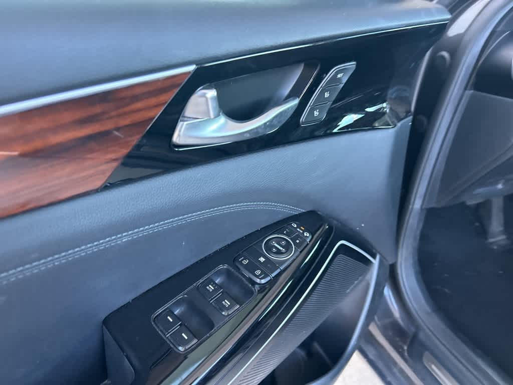 Thumbnail: 2018 Kia Cadenza - 12