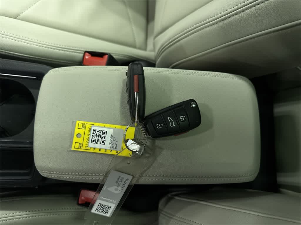 Thumbnail: 2024 Audi Q3 - 32