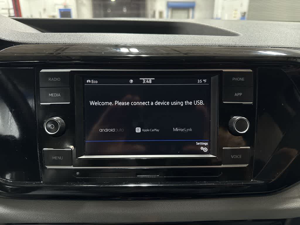 Thumbnail: 2023 Volkswagen Taos - 20