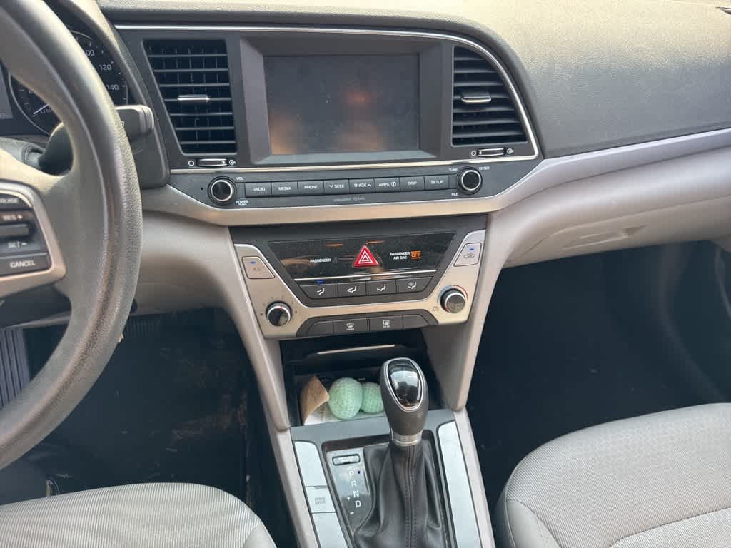 Thumbnail: 2018 Hyundai Elantra - 12
