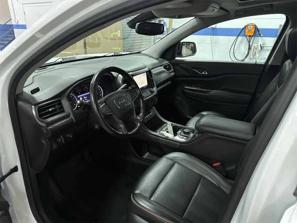 Thumbnail: 2022 GMC Acadia - 32