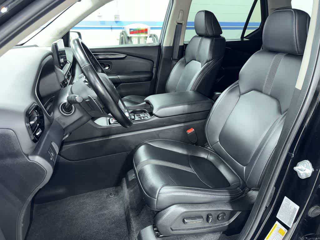 Thumbnail: 2023 Honda Pilot - 15