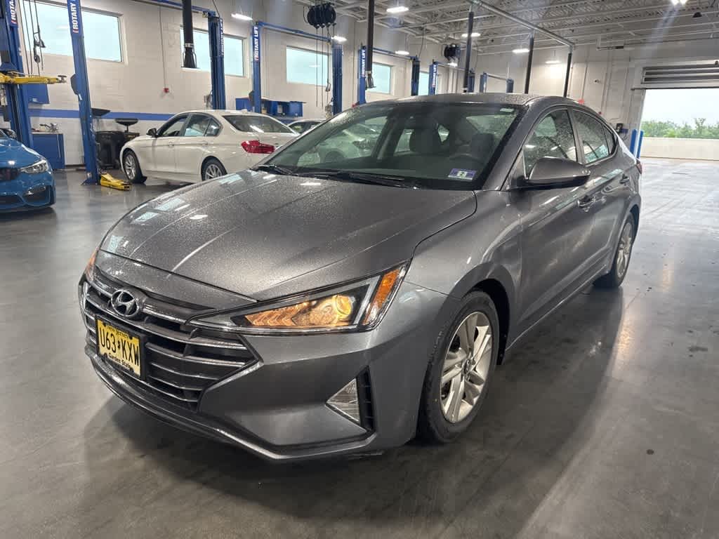 2019 Hyundai Elantra SEL Hero Image