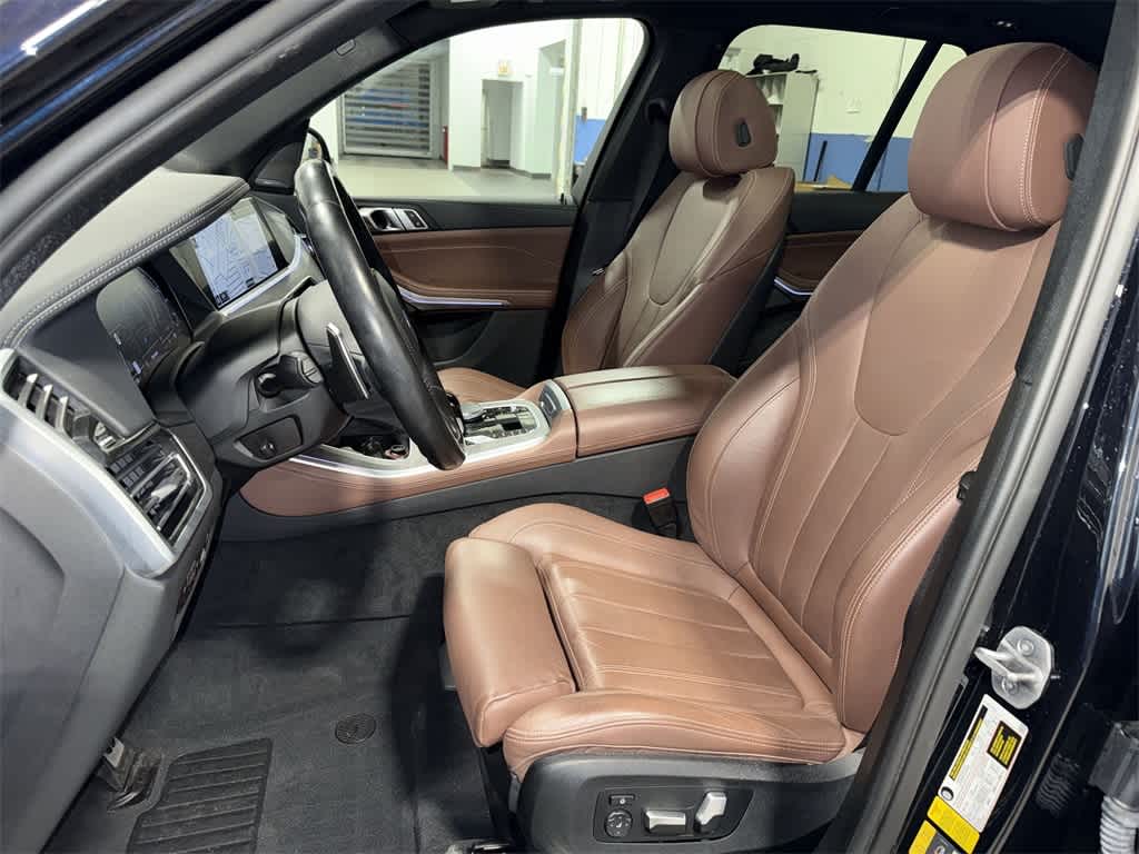 Thumbnail: 2022 BMW X5 - 15