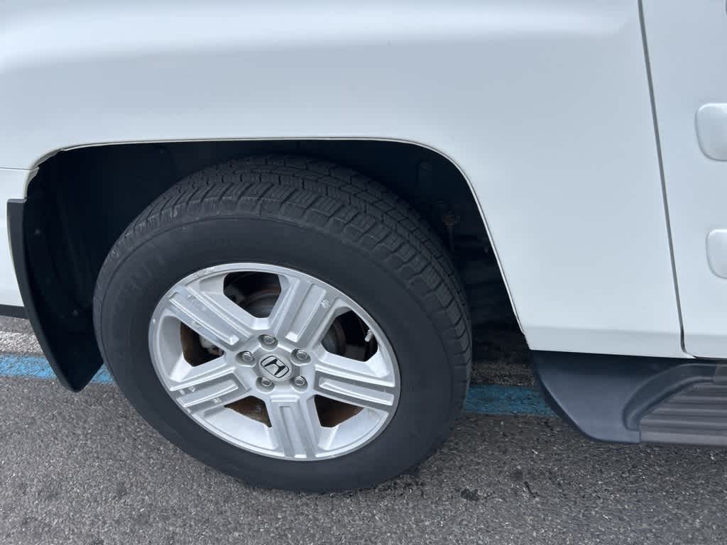 Thumbnail: 2014 Honda Ridgeline - 19