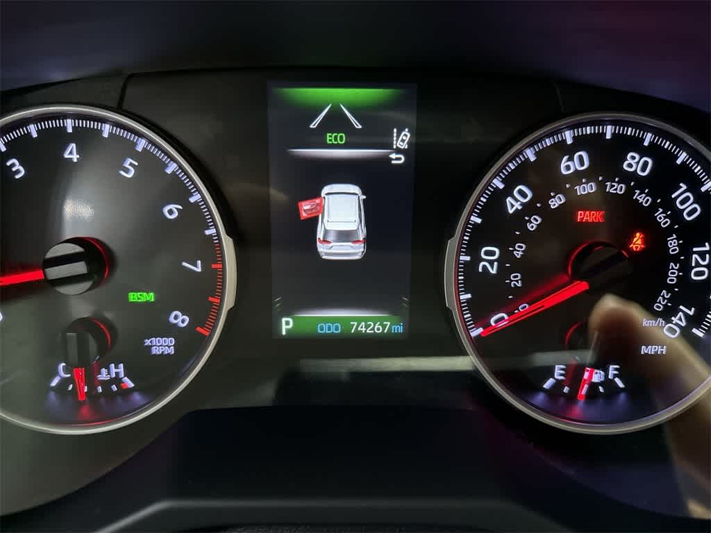 Thumbnail: 2019 Toyota RAV4 - 19