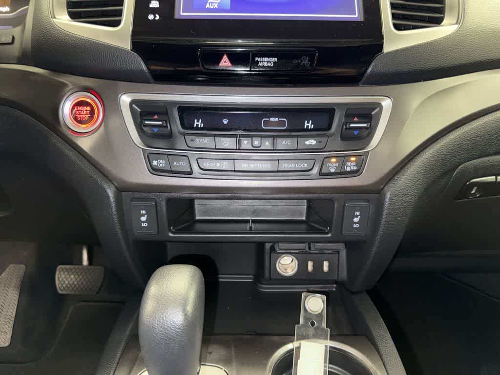 Thumbnail: 2018 Honda Pilot - 22