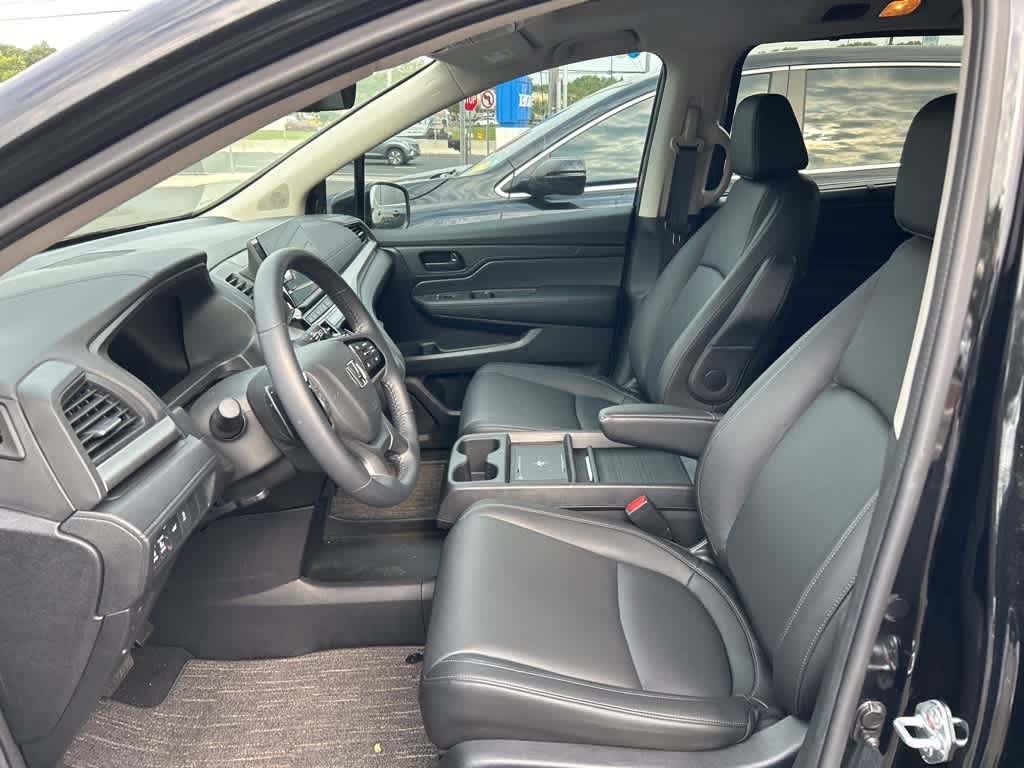 2025 Honda Odyssey EX-L 12