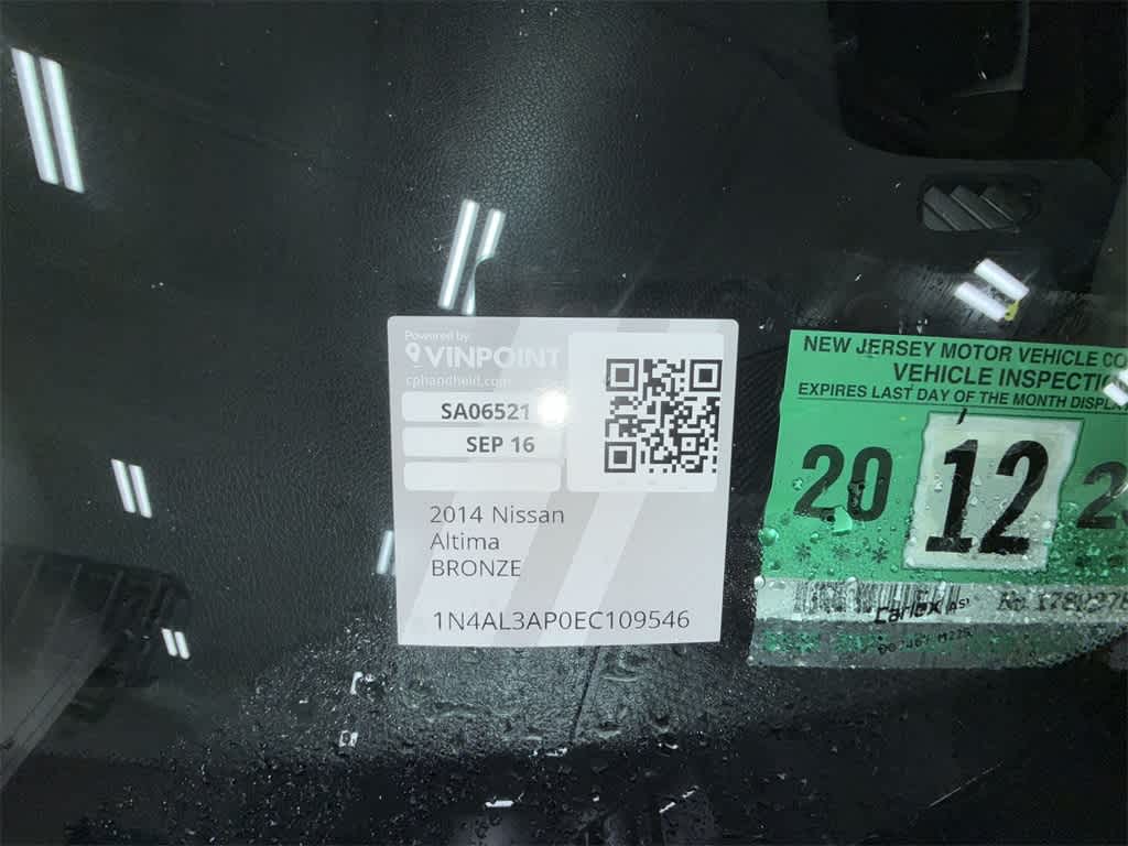 Thumbnail: 2014 Nissan Altima - 14