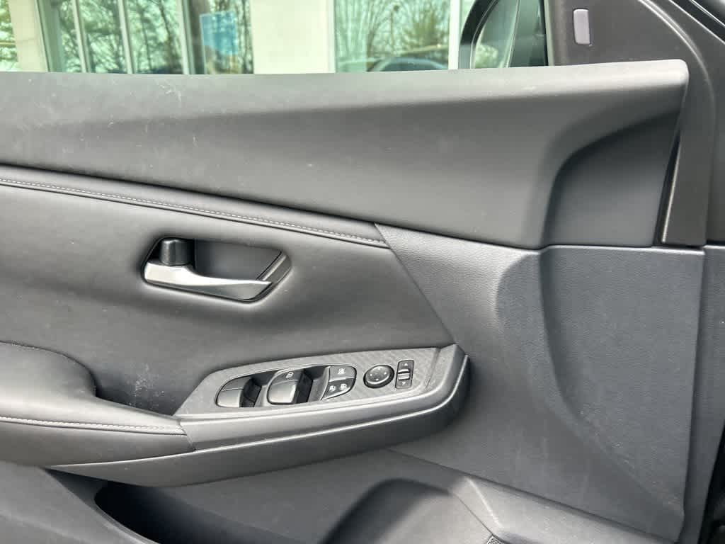 Thumbnail: 2022 Nissan Sentra - 8