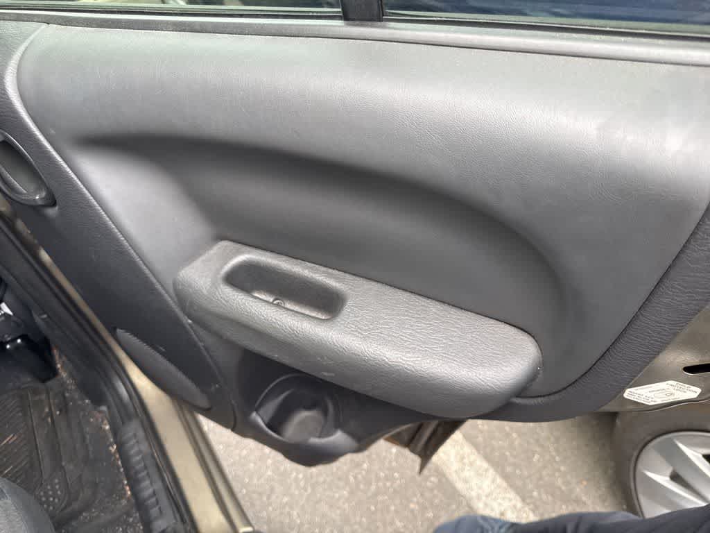 Thumbnail: 2004 Jeep Liberty - 22