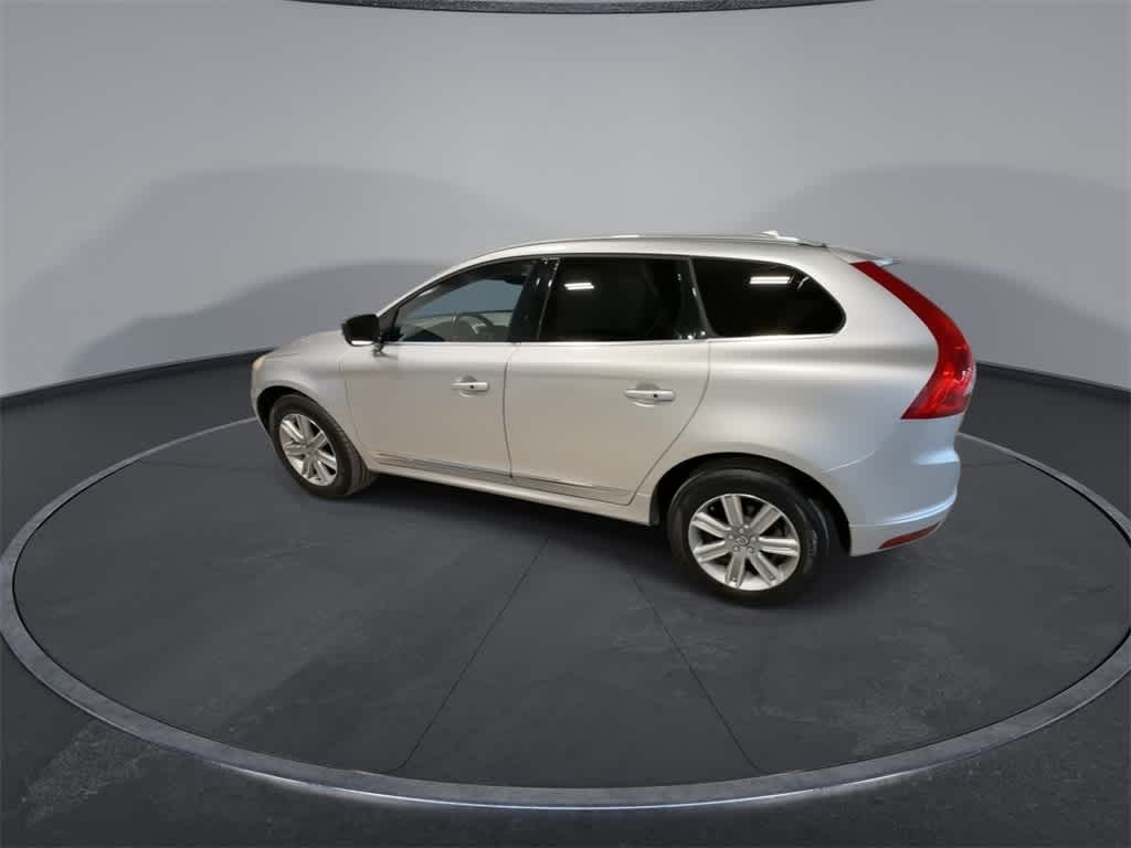Thumbnail: 2017 Volvo XC60 - 6