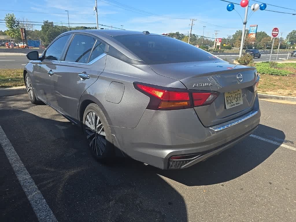 Thumbnail: 2023 Nissan Altima - 7