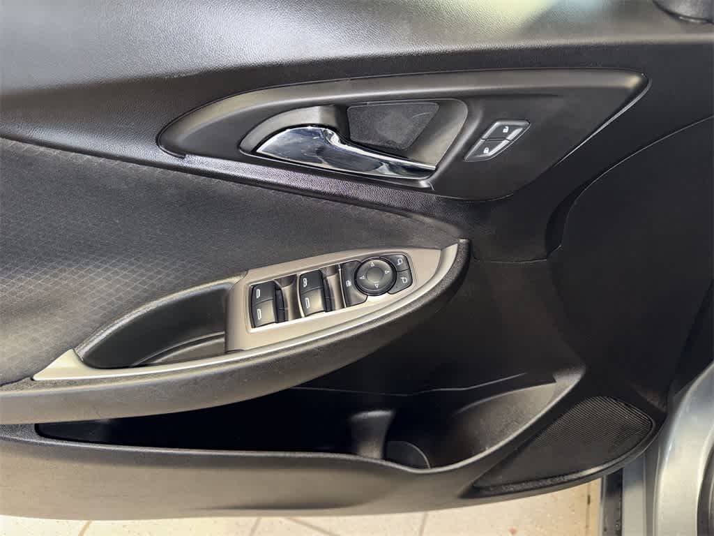 Thumbnail: 2024 Chevrolet Malibu - 22