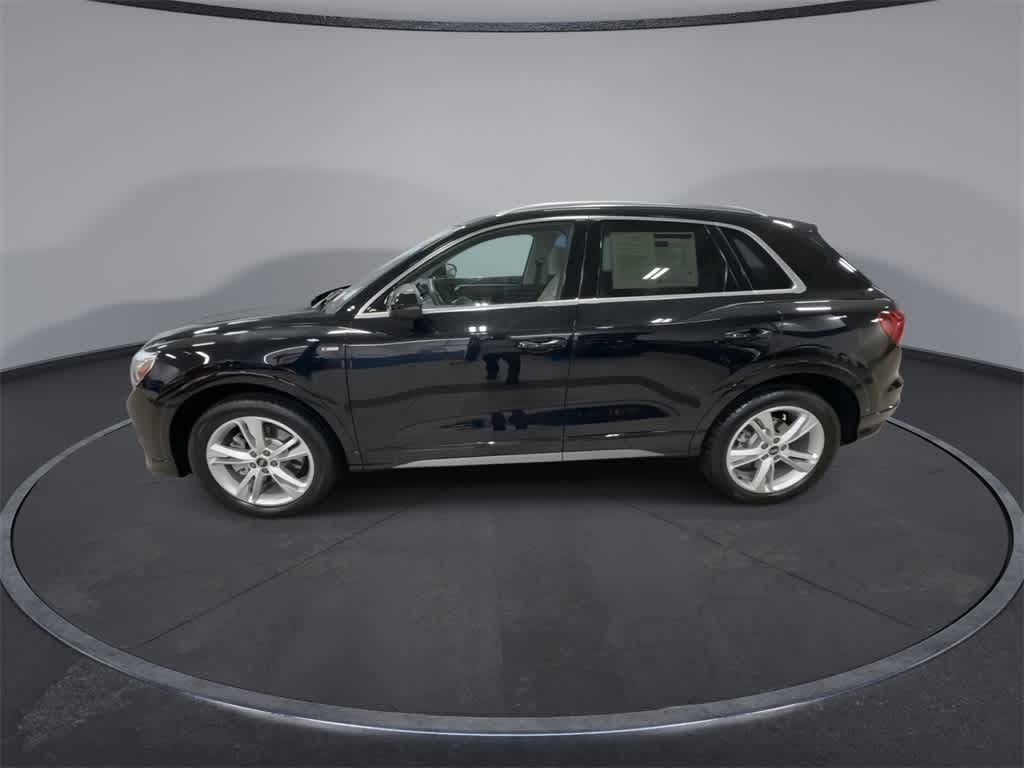 Thumbnail: 2024 Audi Q3 - 5