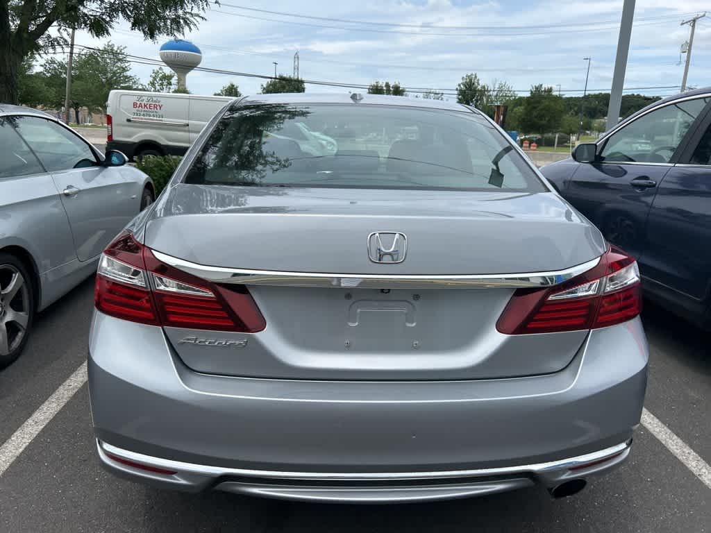 Thumbnail: 2016 Honda Accord - 8