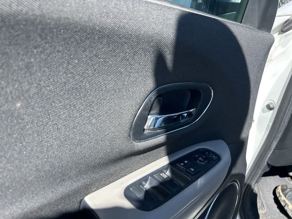 Thumbnail: 2019 Honda HR-V - 13