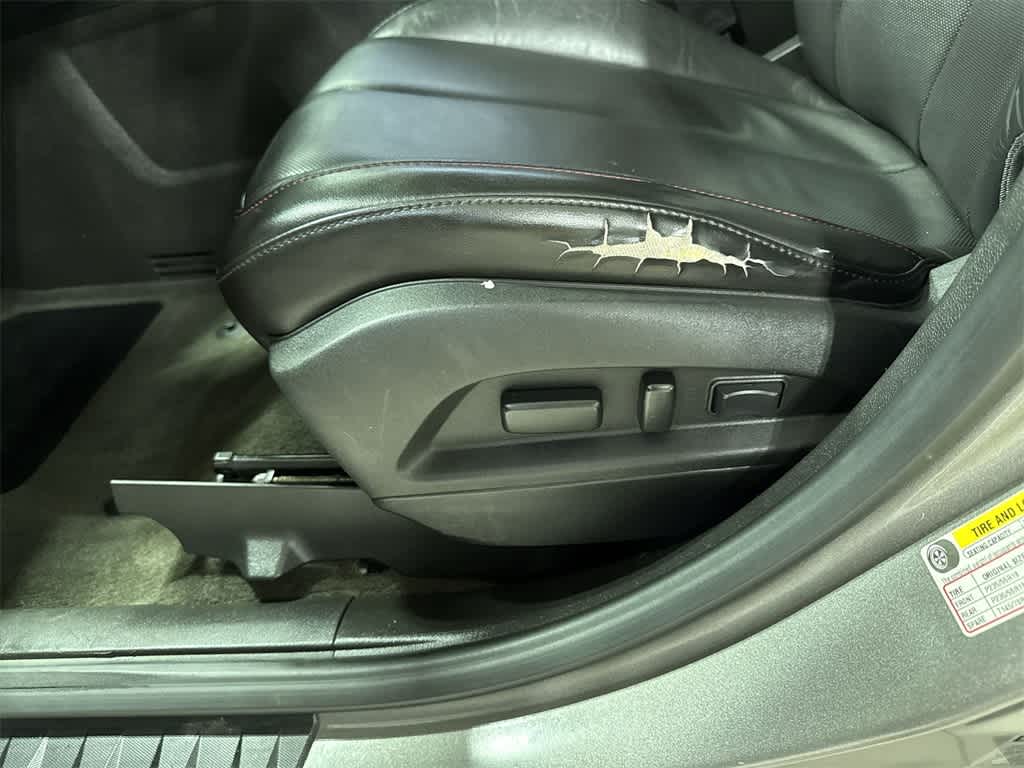 Thumbnail: 2012 GMC Terrain - 24