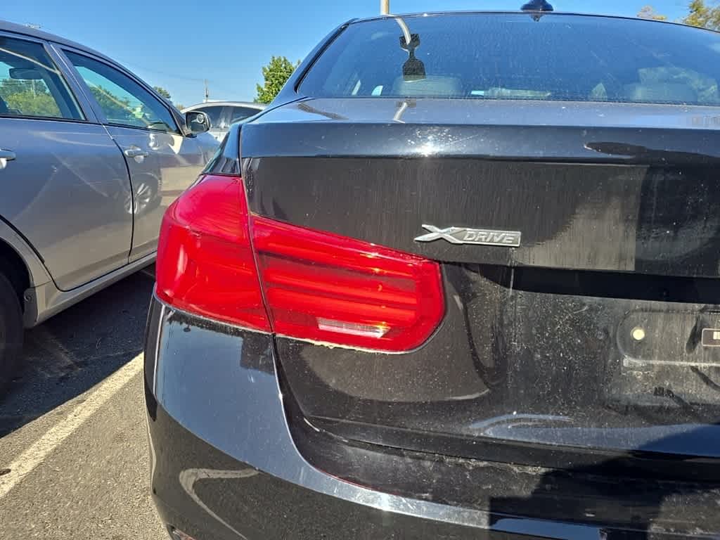 Thumbnail: 2018 BMW 3 Series - 8