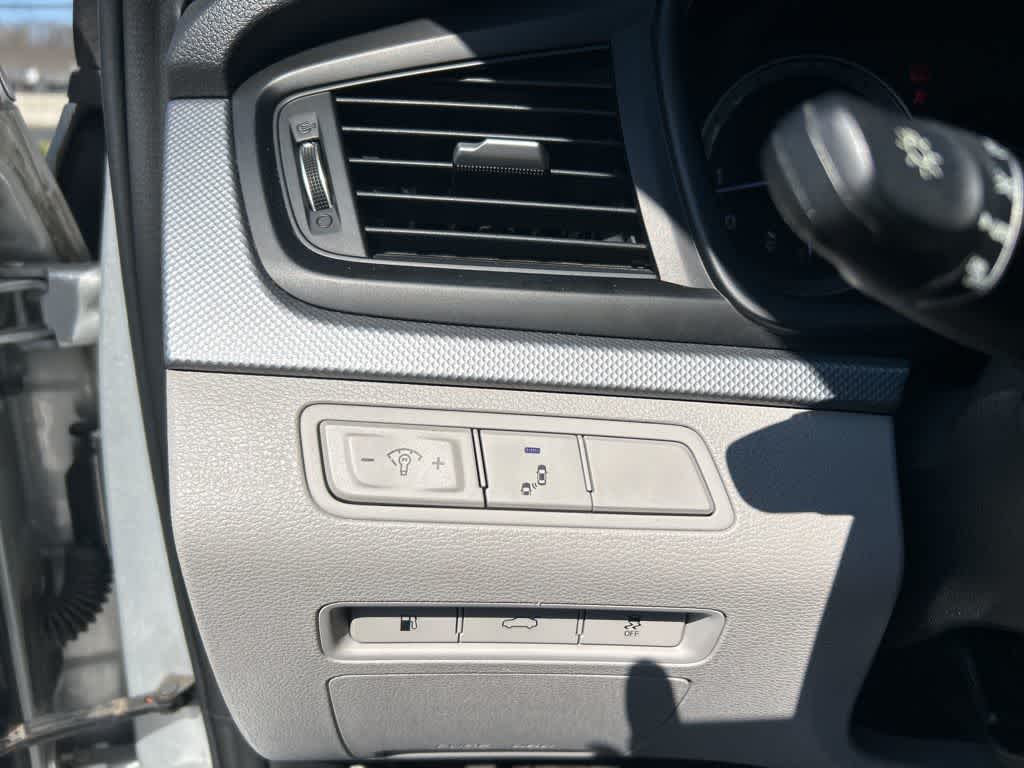 Thumbnail: 2019 Hyundai Sonata - 9