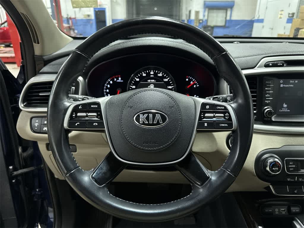 Thumbnail: 2019 Kia Sorento - 19