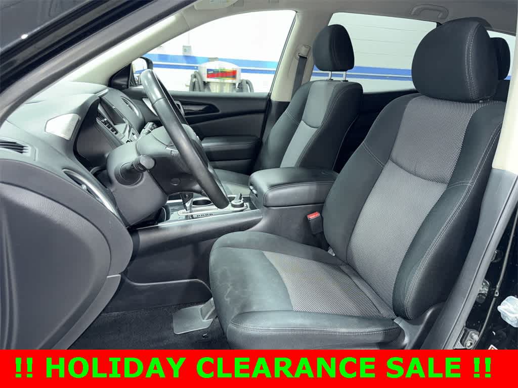 Thumbnail: 2019 Nissan Pathfinder - 15