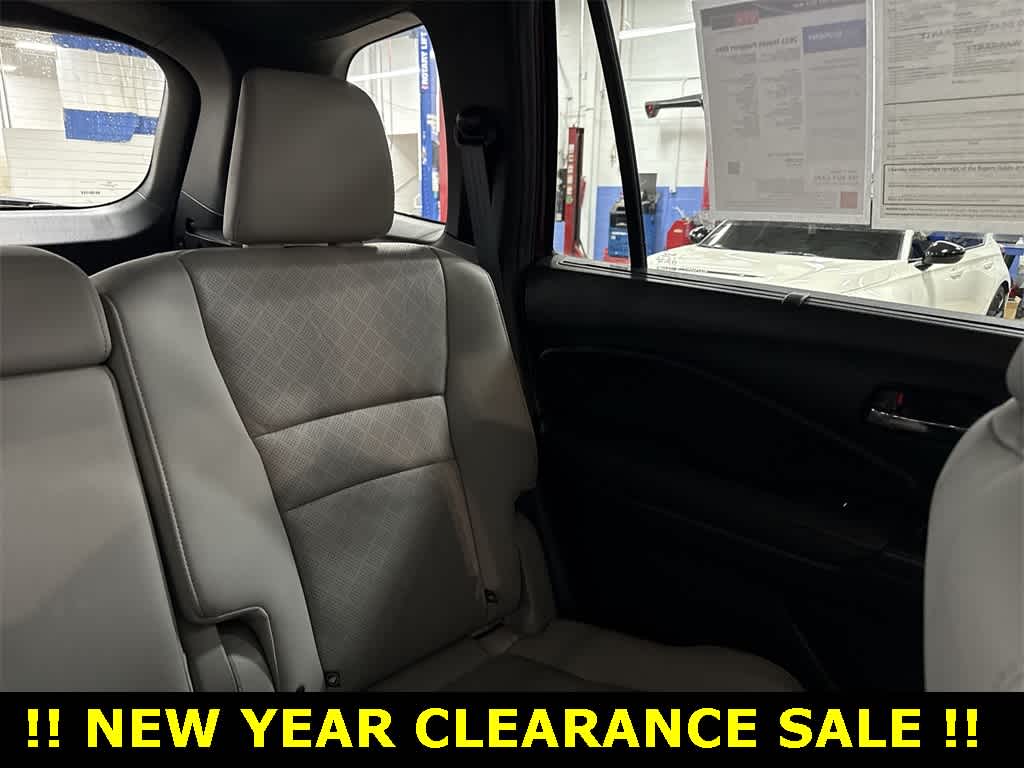 Thumbnail: 2021 Honda Passport - 14