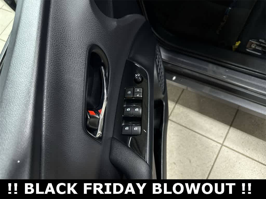 Thumbnail: 2017 Toyota Prius Prime - 23