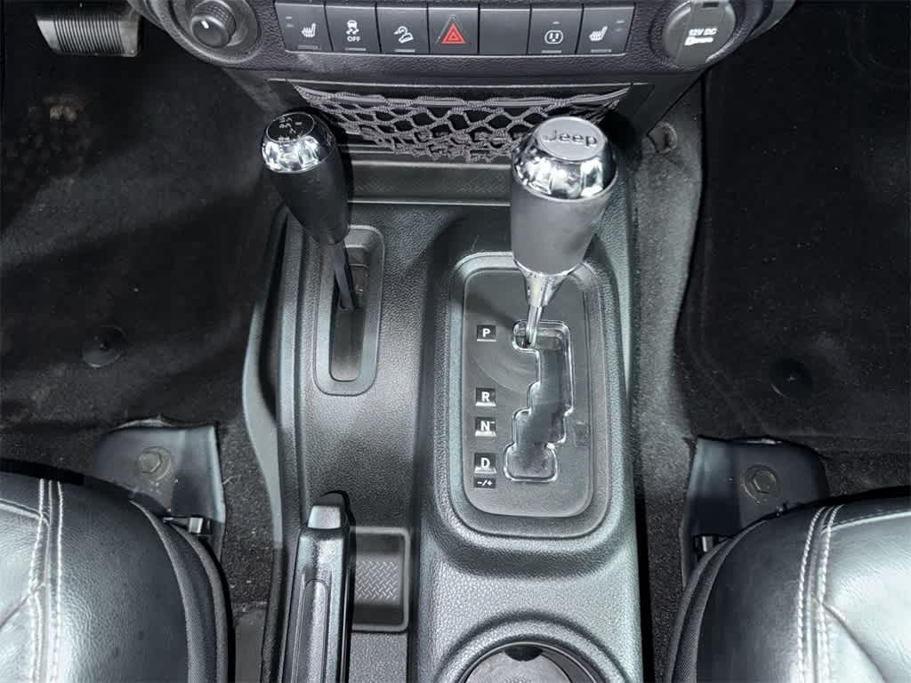 Thumbnail: 2016 Jeep Wrangler - 29