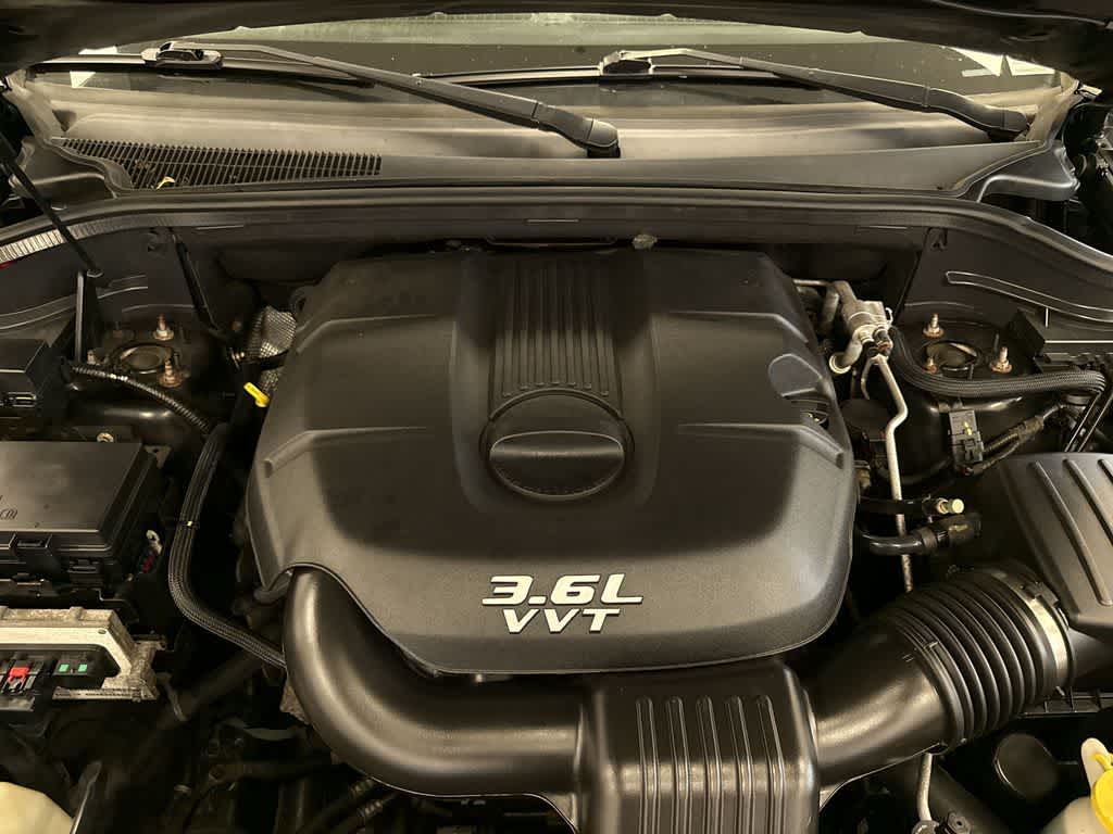 Thumbnail: 2012 Jeep Grand Cherokee - 12
