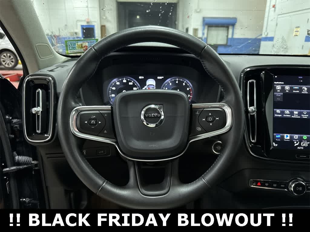 Thumbnail: 2020 Volvo XC40 - 18