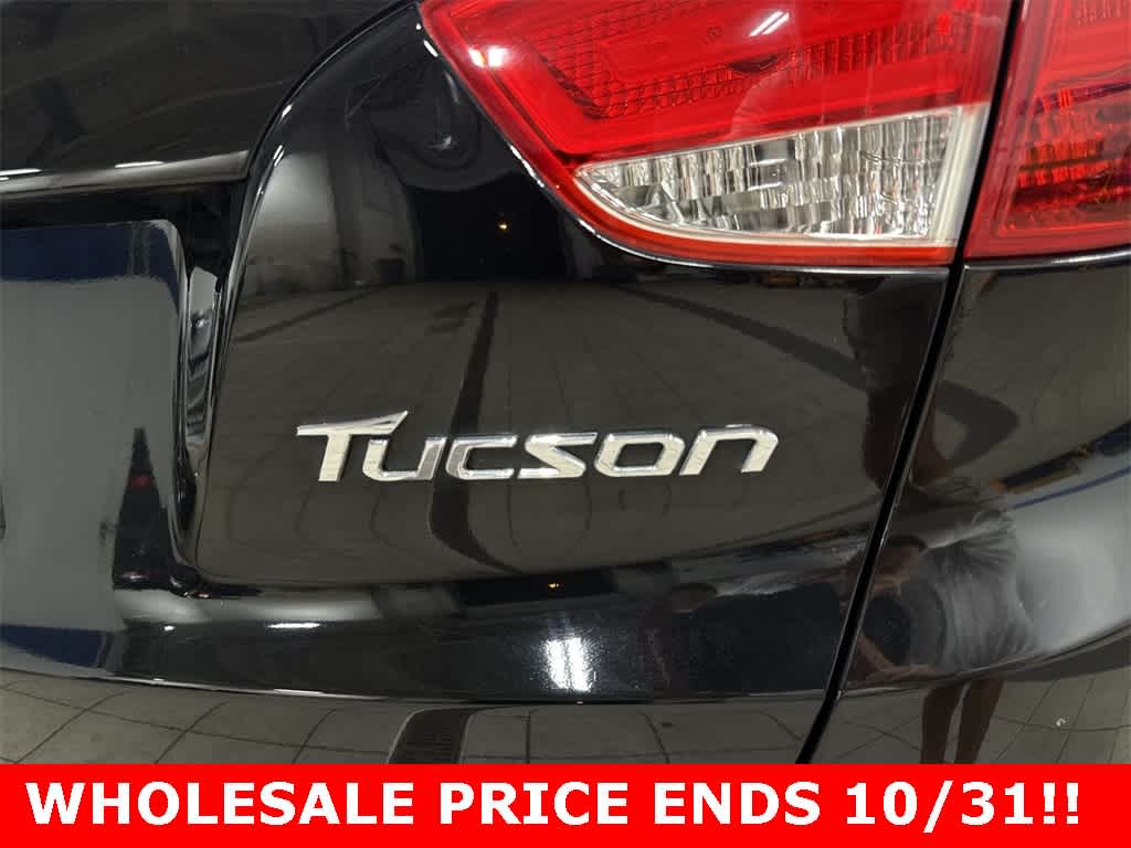 Thumbnail: 2011 Hyundai Tucson - 26